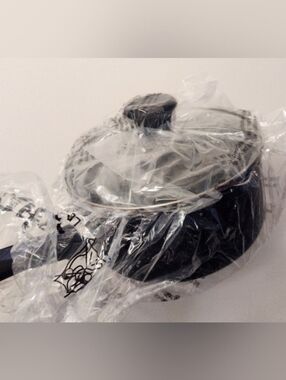 T-fal Signature 2.2 Qt Covered  Saucepan with Lid, New, Kitchen Pot Cooking